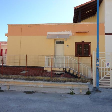 Apartamento Baciati Dal Sole Porto Empedocle Exterior foto